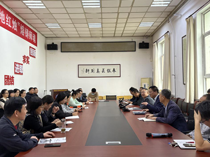 社科处王俊虎处长一行来教科院调研